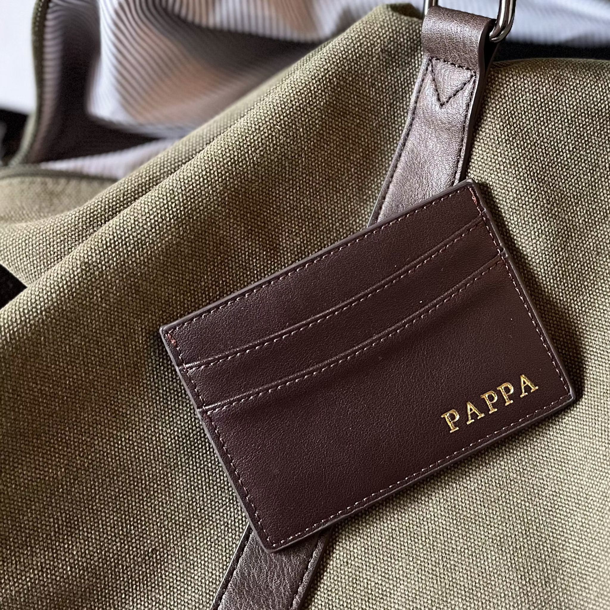 Korthållare 199kr idag! (ord.399kr)