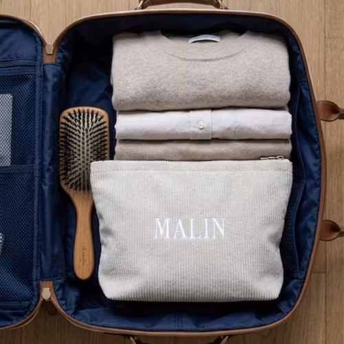 Beige necessär med namn