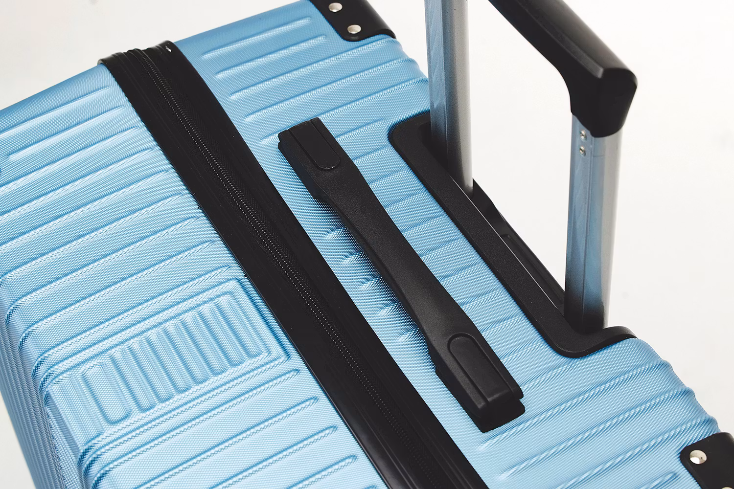 Großer Koffer in zeitlosem Design von Sutherland & Sons – Silver Blue