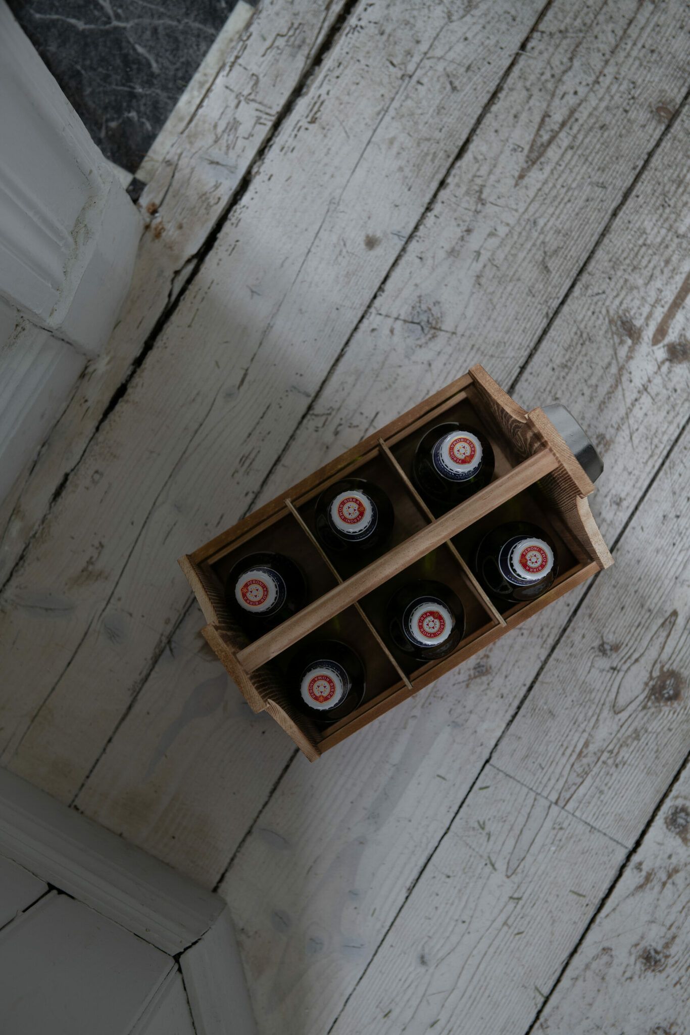 GETRÄNKEBOX AUS HOLZ VON -JERNVERKET