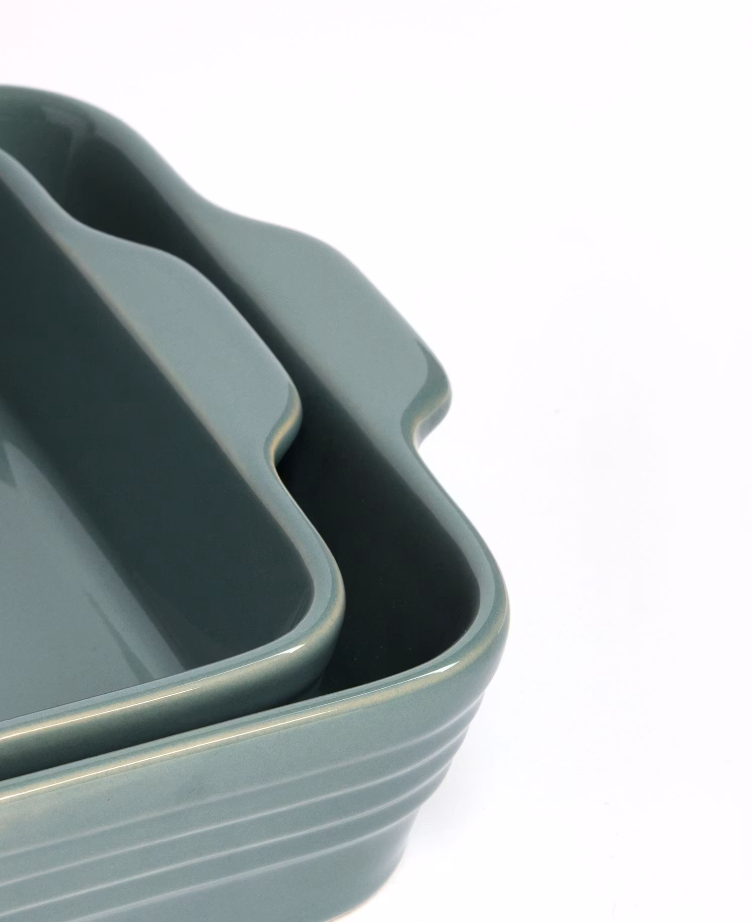 Stilvolles Set mit 2 Backformen – Viento Verde