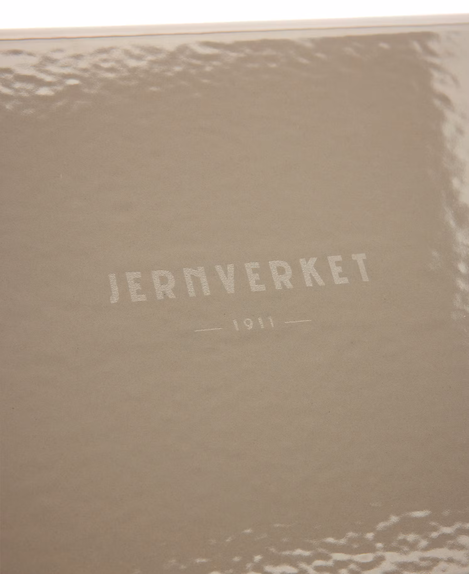 GRILLFACH VON JERNVERKET – CREMEFARBEN