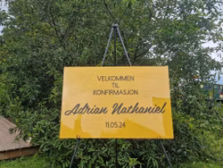 Personlig skilt til selskap