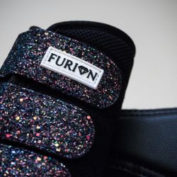 MESH | Furion damasker med glitter, svart/galaxy M