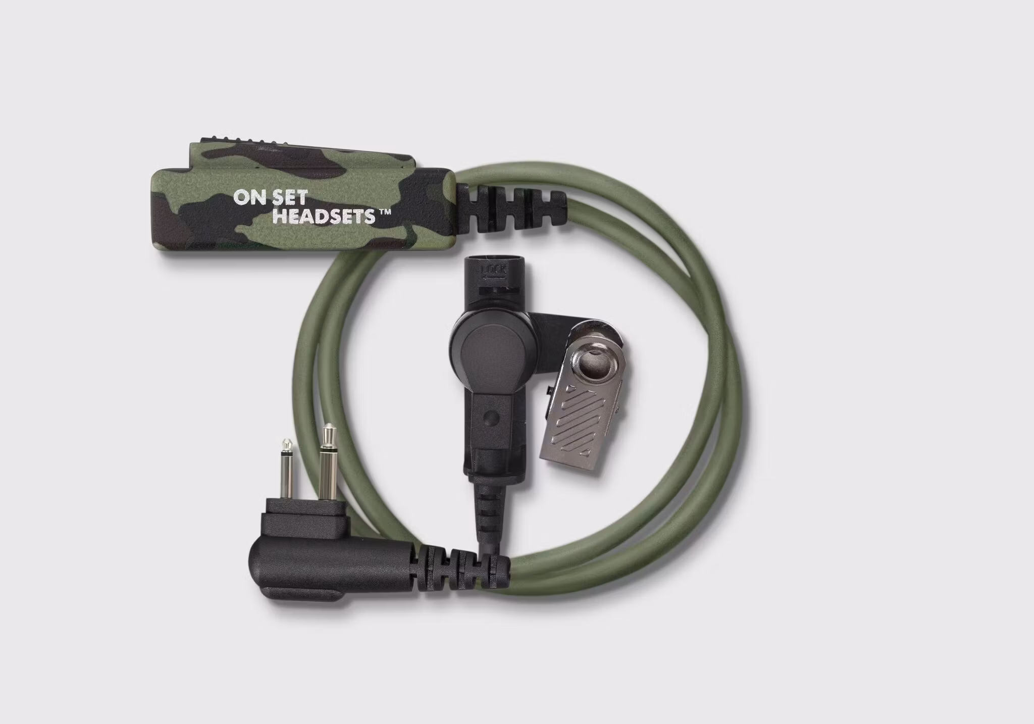 On Set Headsets Camo for Motorola, Basic model, The Shorty is perfect for those who are always on the move, and need a more compact option for their walkie-talkie communication. It’s lightweight, easy