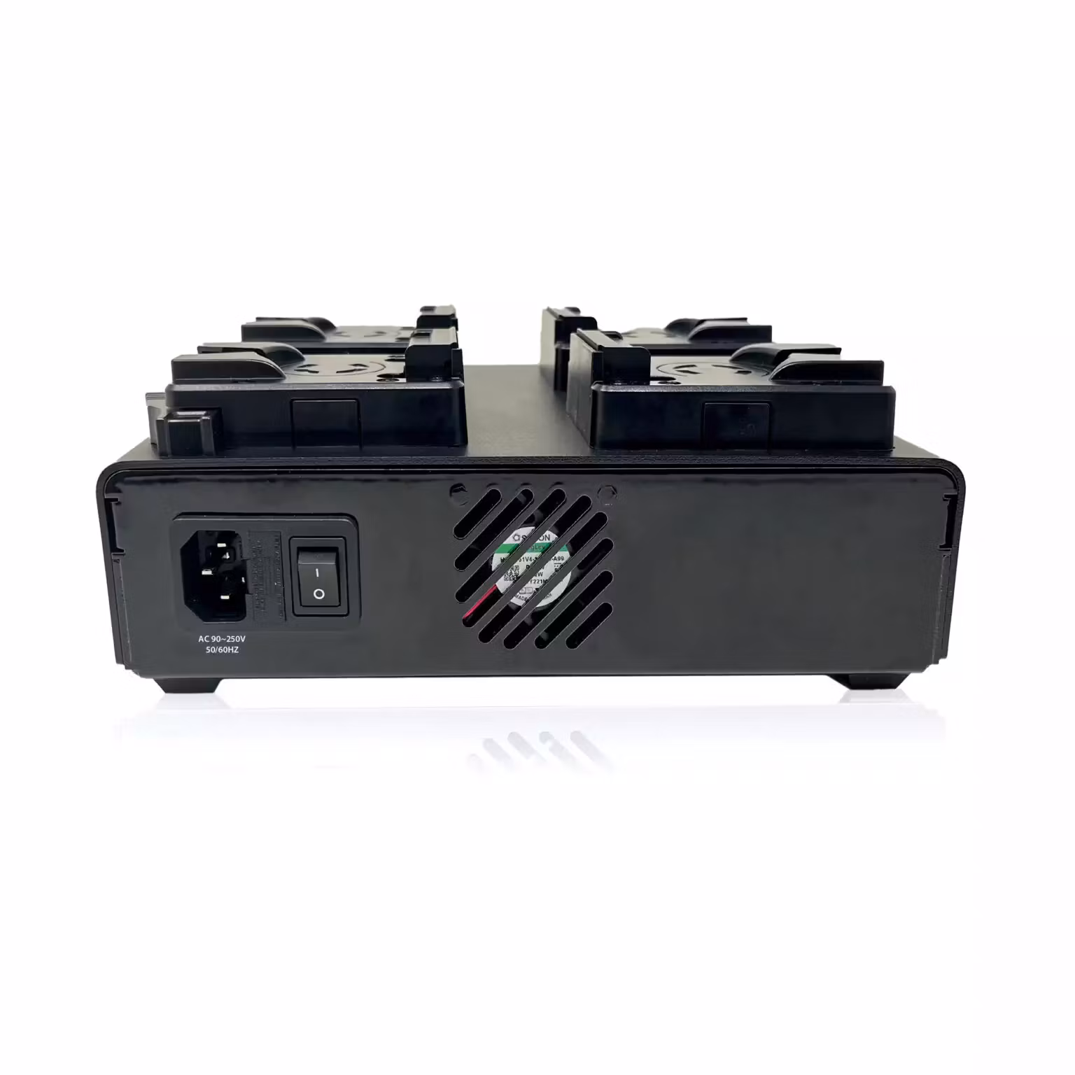 CORE FLEET Quad Mini Charger, 3A charge output per channel, V-mt Includes AC power cord