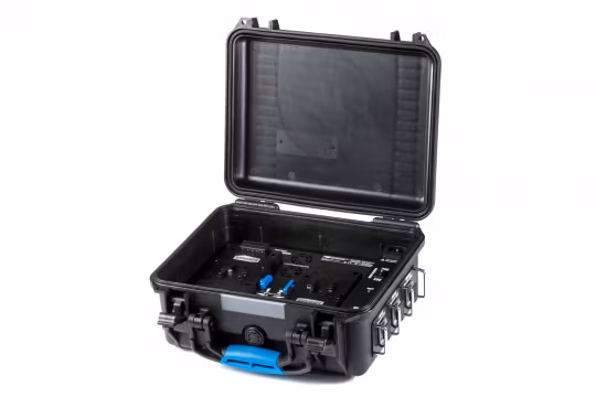 BLUESHAPE power station in RUGGED case for  2 batteries , trial voltage 14V - 28V and 48V regulated. Charger system embedded and back system . VLOCK