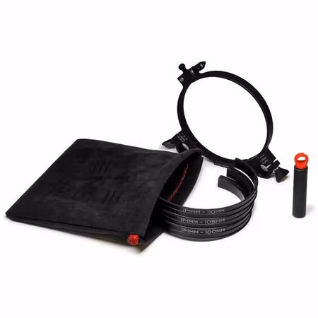 Ø95mm Lens Cuff with Alcantara® pouch and inserts to adapt to 92.5mm, 90mm and 87.5mm lens barrel diameters.