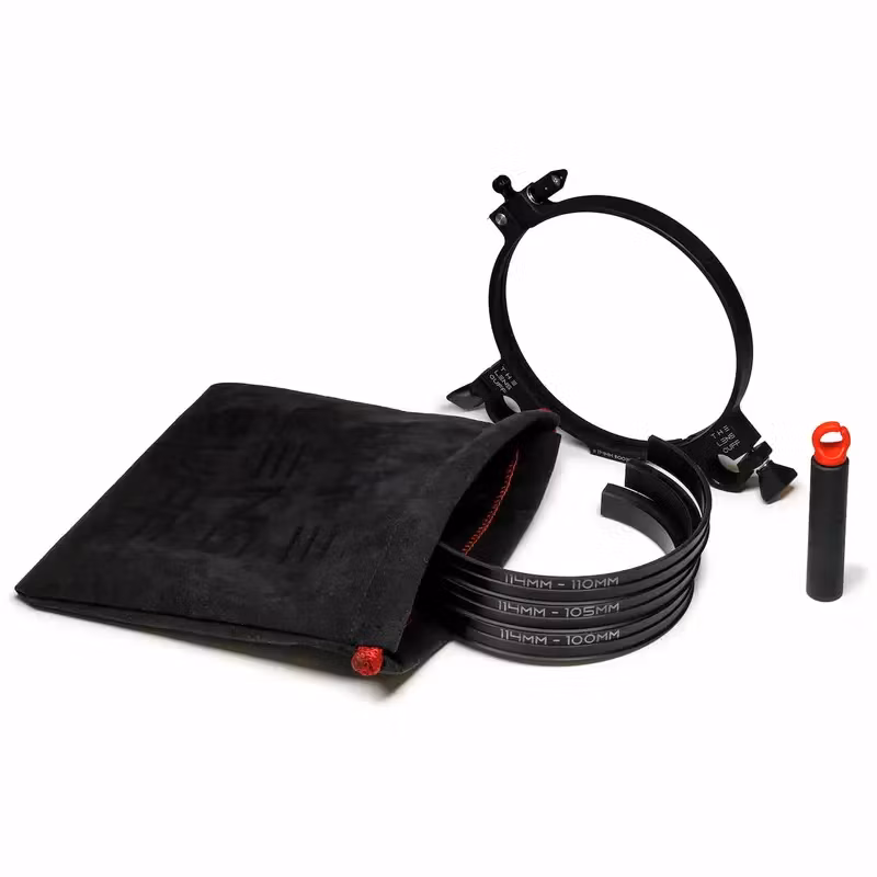 Ø114mm Lens Cuff with Alcantara® pouch and inserts to adapt to 110mm, 105mm and 100mm lens barrel diameters.