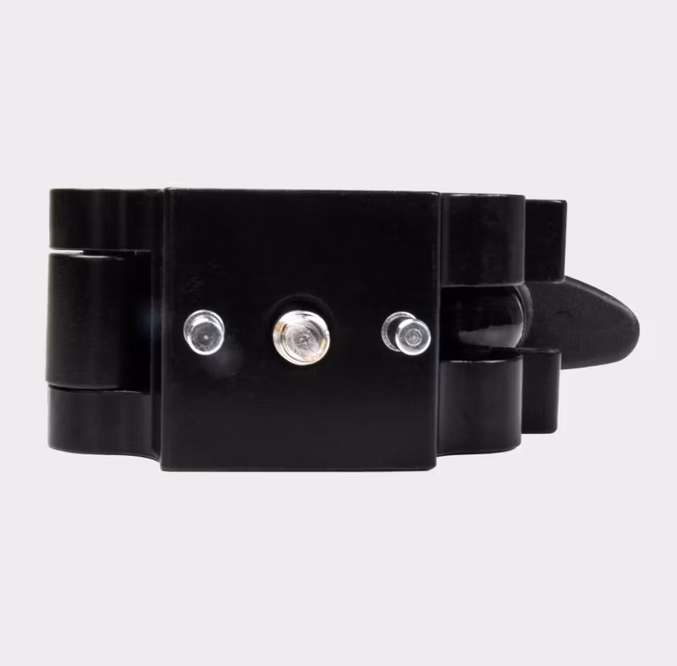 Kupo KCP-831THA Coupler with location pins for Trailer Hitch Adapter