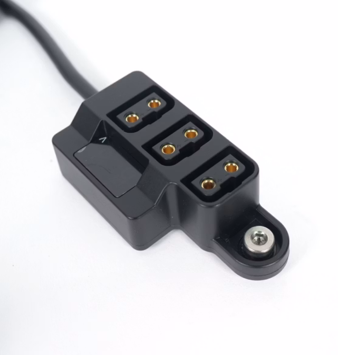 D-tap Male to 3 D-tap Female Splitter with Voltage Monitor and Screw