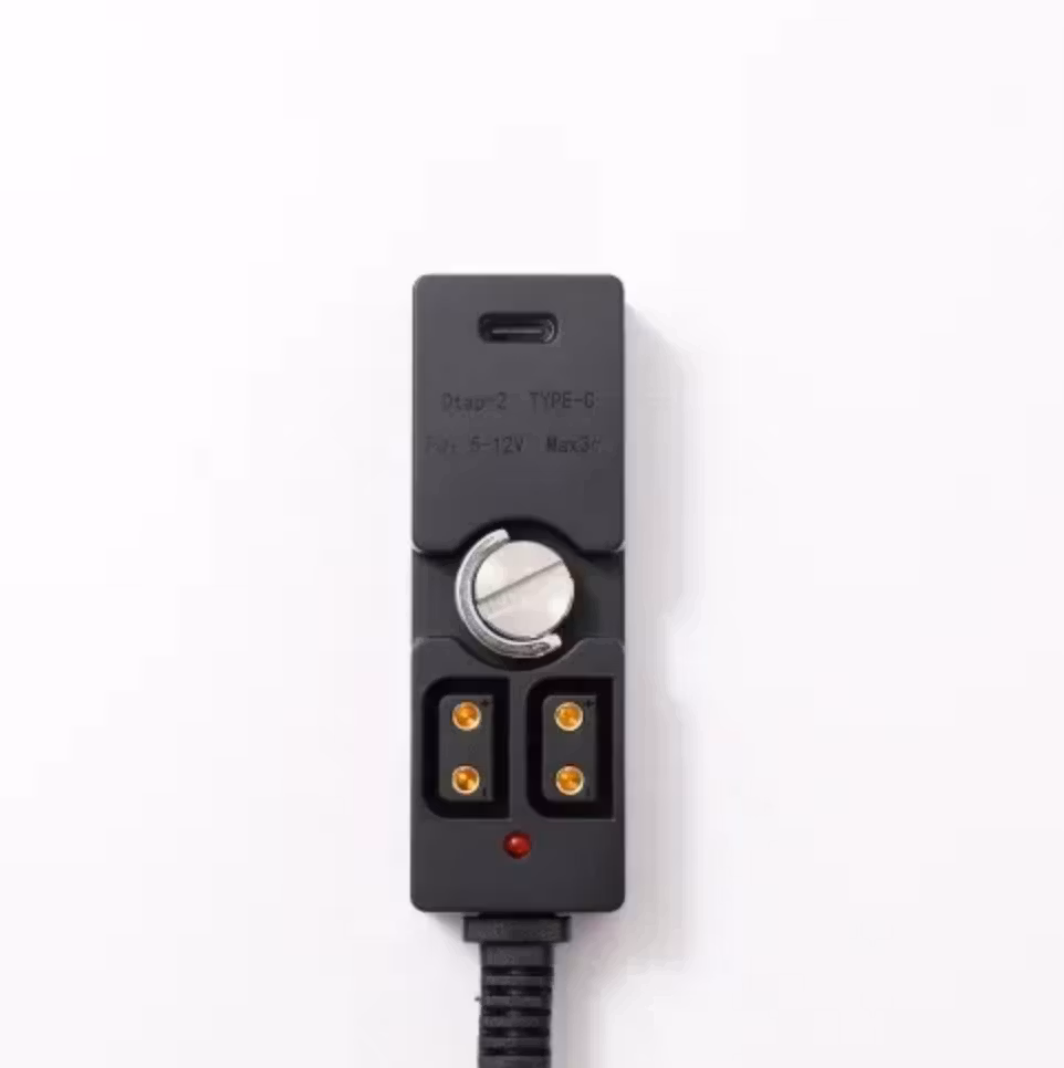 0.5-2m Coiled D-tap Splitter to 2*D-tap Output PD Type C Output with 1/4"-20 Screw