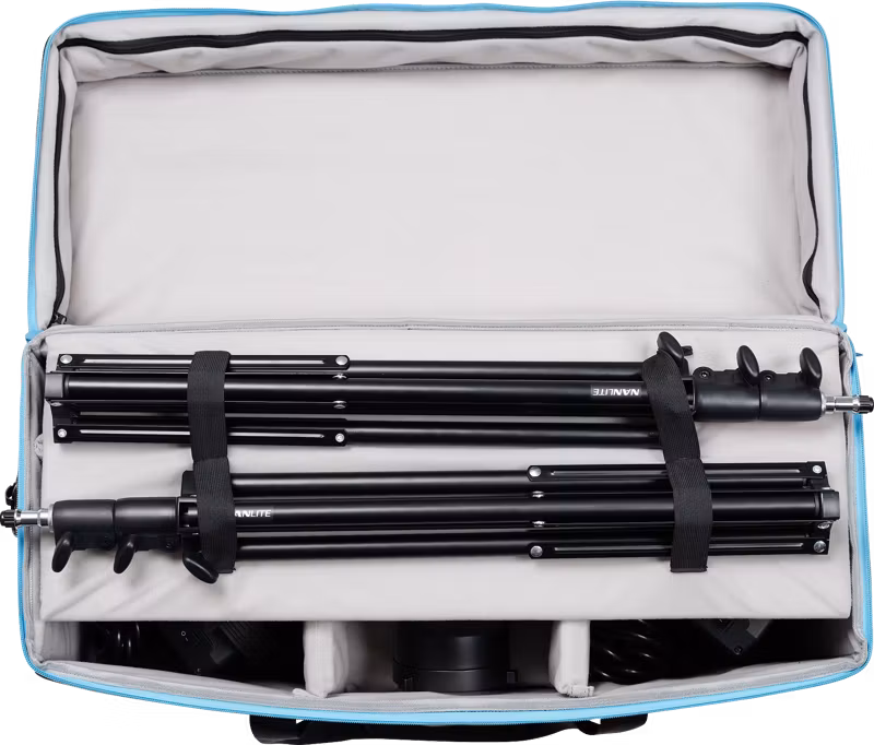 Nanlite FS-300B Bi-Colour 2 light kit with stand