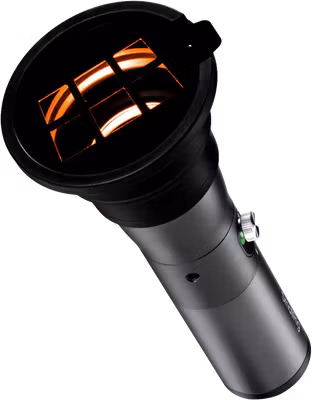 SmallRig 4634 Portable Focusable LED Video Light RF 10C