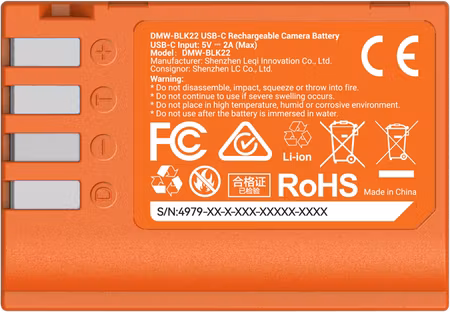 Batería para cámara SmallRig 4979, recargable por USB-C, DMW-BLK22, color naranja.