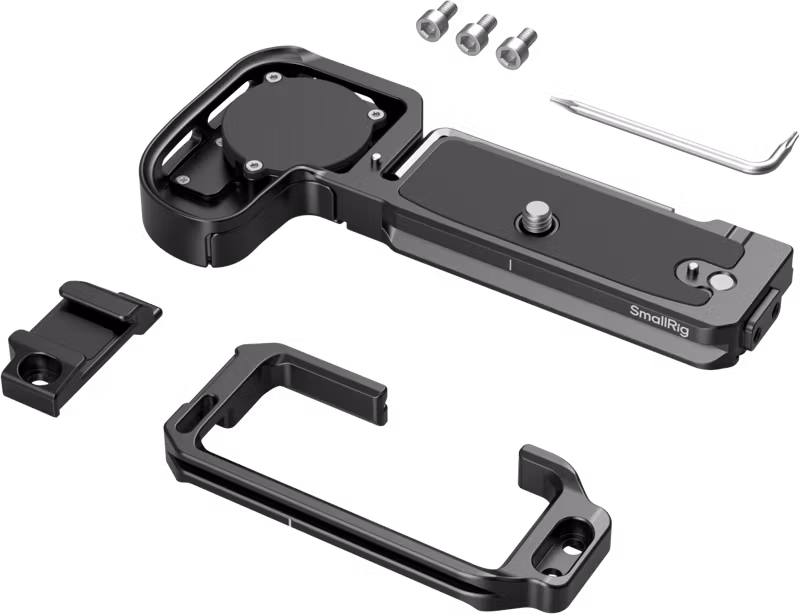 SmallRig 5962 L-Shaped Mount Plate w AirTag Slot for Canon EOS R6 Mk III / R6 Mk II / R5 Mk II
