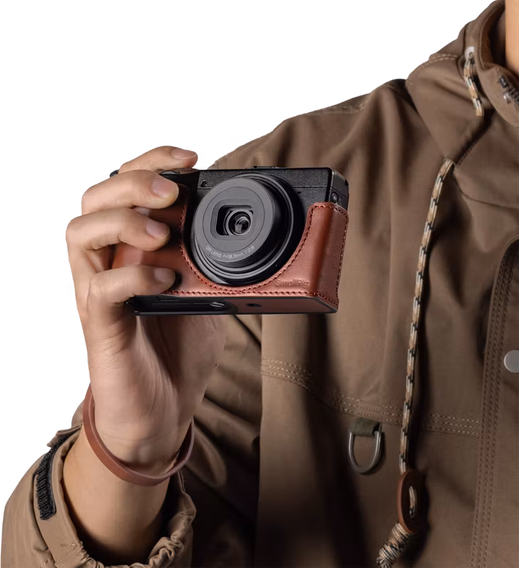 SmallRig 5678 Leather Case Kit for RICOH GR IV / GR III / GR IIIx / GR III HDF / GR IIIx HDF (Red)