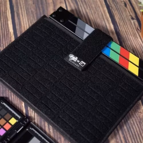 Gripsticks Medium Clapperboard Kit with Colour Chevrons - EU Version