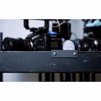 Front Box 4" Adapter Bracket: Cast Aluminum