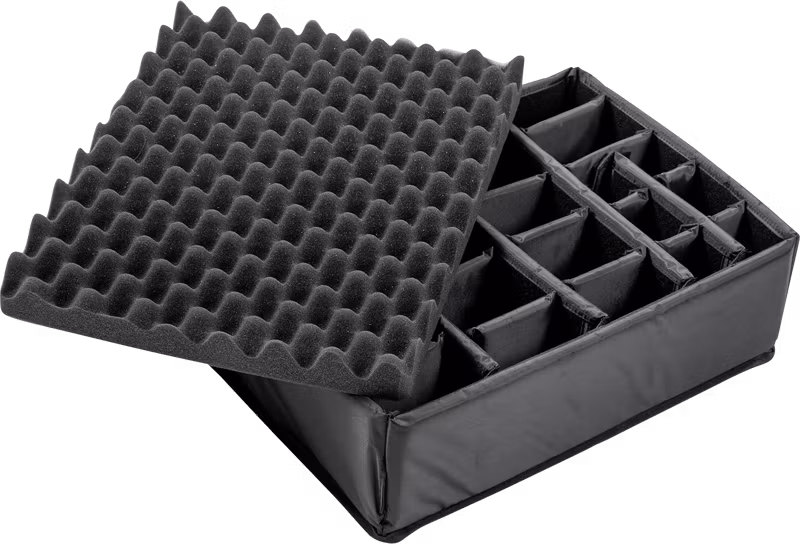 B&W Outdoor Cases Type 6000 Svart (m. avdelare)