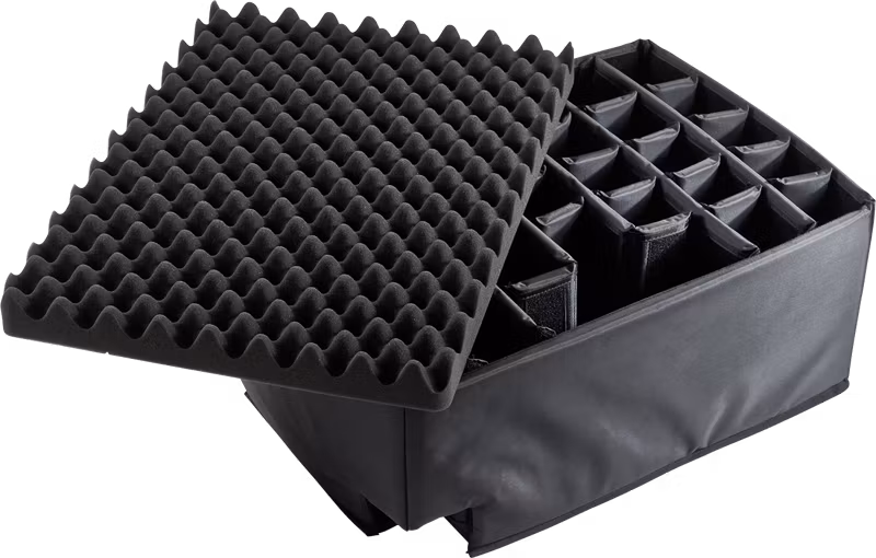B&W Outdoor Cases Type 6800 Svart (m. avdelare)