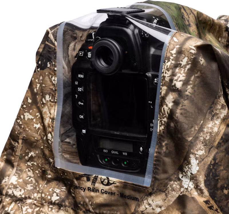 Think Tank Emergency Rain Cover I RealTree APX Camo (Medium)