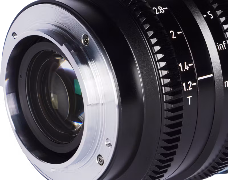 Sirui Cine Lens Nightwalker S35 35mm T1.2 MFT-Mount Black