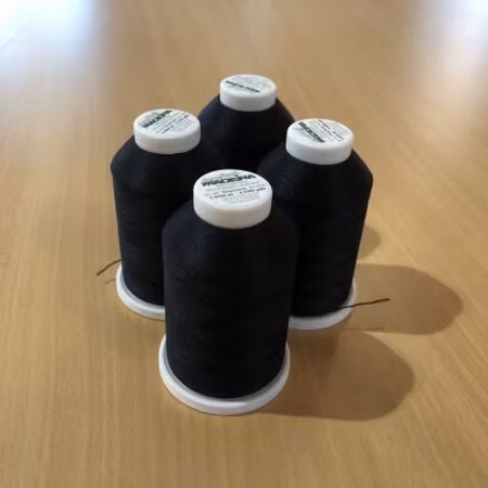 Overlockstråd Aeroflock svart 1000m