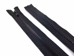 D301 Blixtlås 40 cm delrin delbar 6 mm svart