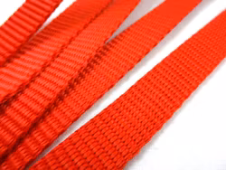 B440 Polypropylenband 15 mm röd (50 m)