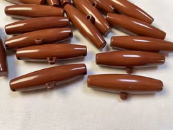 S865 Duffelknapp 49 mm brun (10 st)