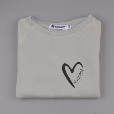 Sweatshirt - Namn i Hjärta (ljusgrå/beige)