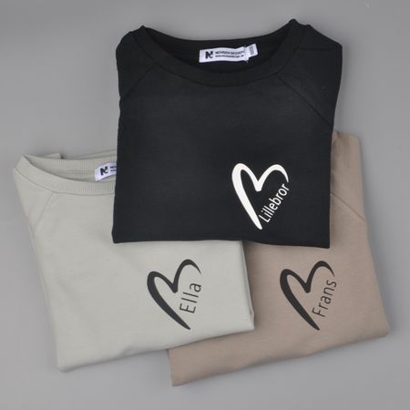 Sweatshirt - Namn i Hjärta (svart)