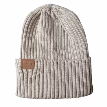 Novisen Design - Stickad mössa - Natur