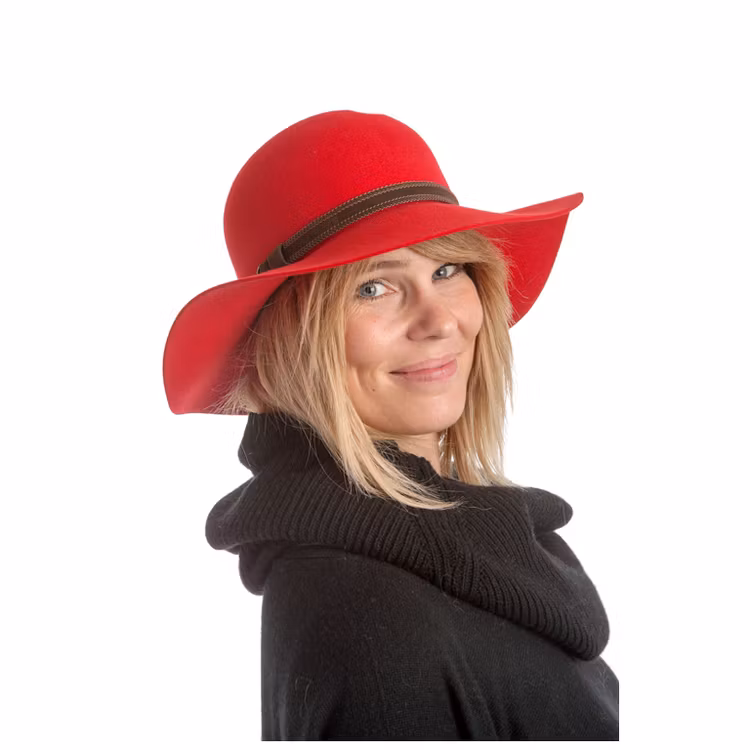 MJM - M.J. Michaelsen Loretta W Woolfelt WR Crush Red