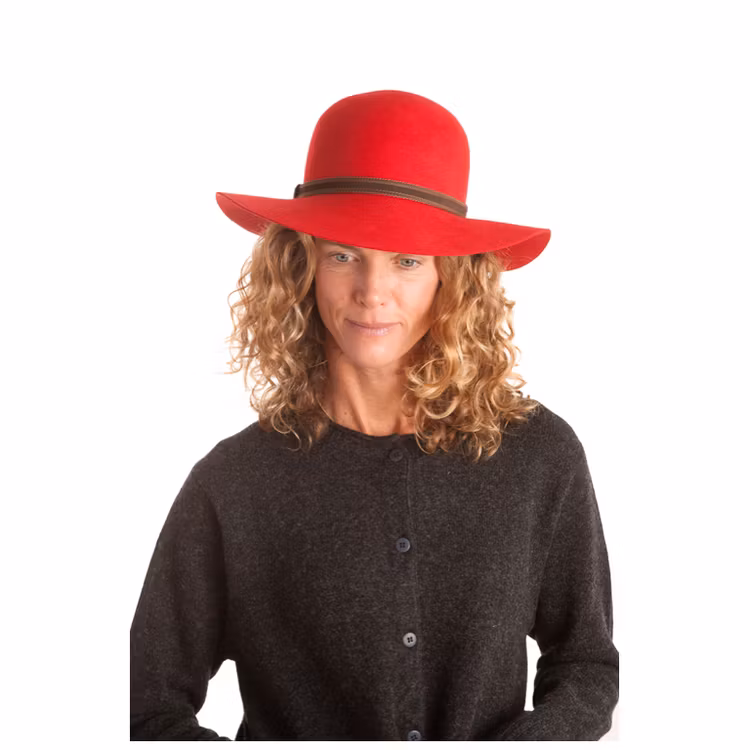 MJM - M.J. Michaelsen Loretta W Woolfelt WR Crush Red