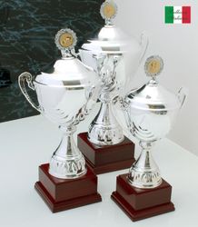 Silverpokal Bologna med metallskylt och digitaltryck.