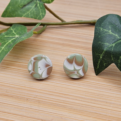 Gröna retrostuds