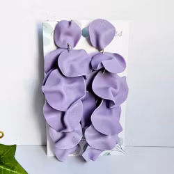 Lila vågformade cirklar