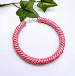 Skimrande rosa armband