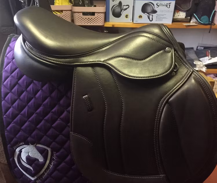 Peerless+ Helena FS 18”/m