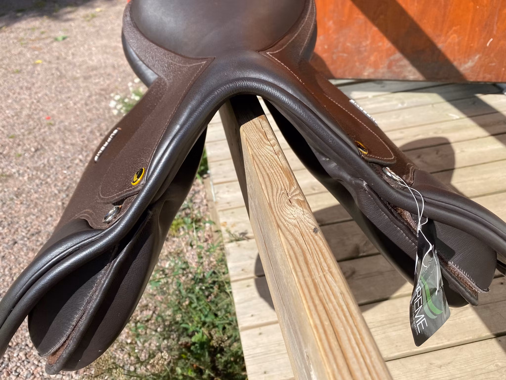 Hoppsadel supreme 15”/koppjärn
