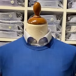 Rundhalsad tröja i Pima Cotton - blå 065