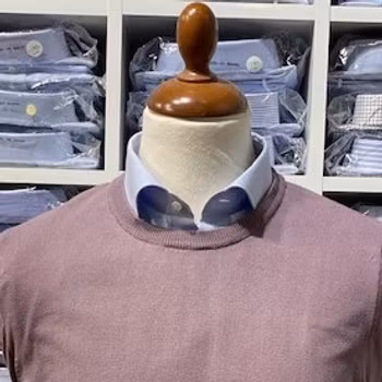 Rundhalsad tröja i Pima Cotton - ljuslila 055