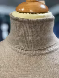 Turtleneck  stickad merino - beige