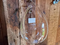 Glasvas vägg, droppformad
