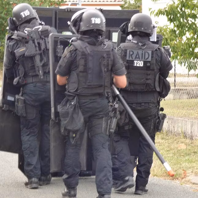 Snigel - Back holder 2.0 - Black