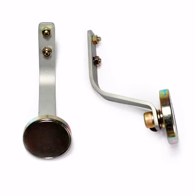 Guga Ribas - Frontal Magnetic Pouch - Silver