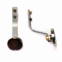 Guga Ribas - Frontal Magnetic Pouch - Silver