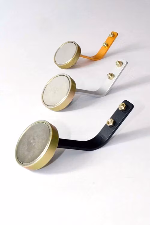 Guga Ribas - Frontal Magnetic Pouch - Guld